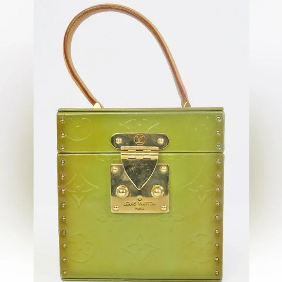 Louis Vuitton Olive Green Box Bag with Gold Accents - Picture 14 of 15